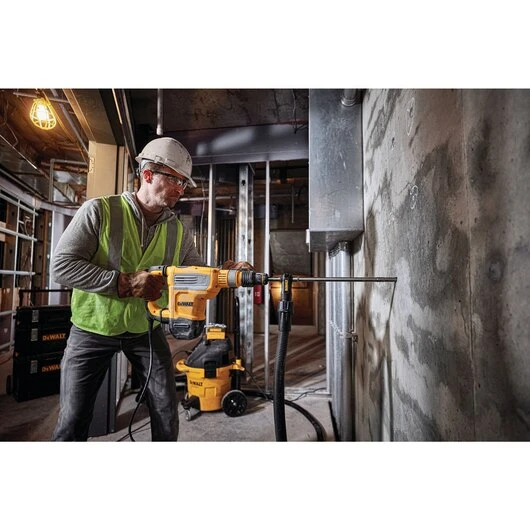 DeWalt D25614K 1-3/4" SDS-Max Rotary Hammer Kit 4 DeWalt D25614K 1-3/4" SDS-Max Rotary Hammer Kit - Image 2