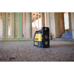 DeWalt DW088CG Green Cross Laser -Power Pro Shop image 17a75f4e 4aa9 41b2 ab28 d10ff2e8539d