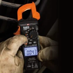 Klein CL800 Digital Clamp Meter 7 Klein CL800 Digital Clamp Meter -Power Pro Shop image 1b074dba c4d2 4d7d a50a 06321f32b1ec