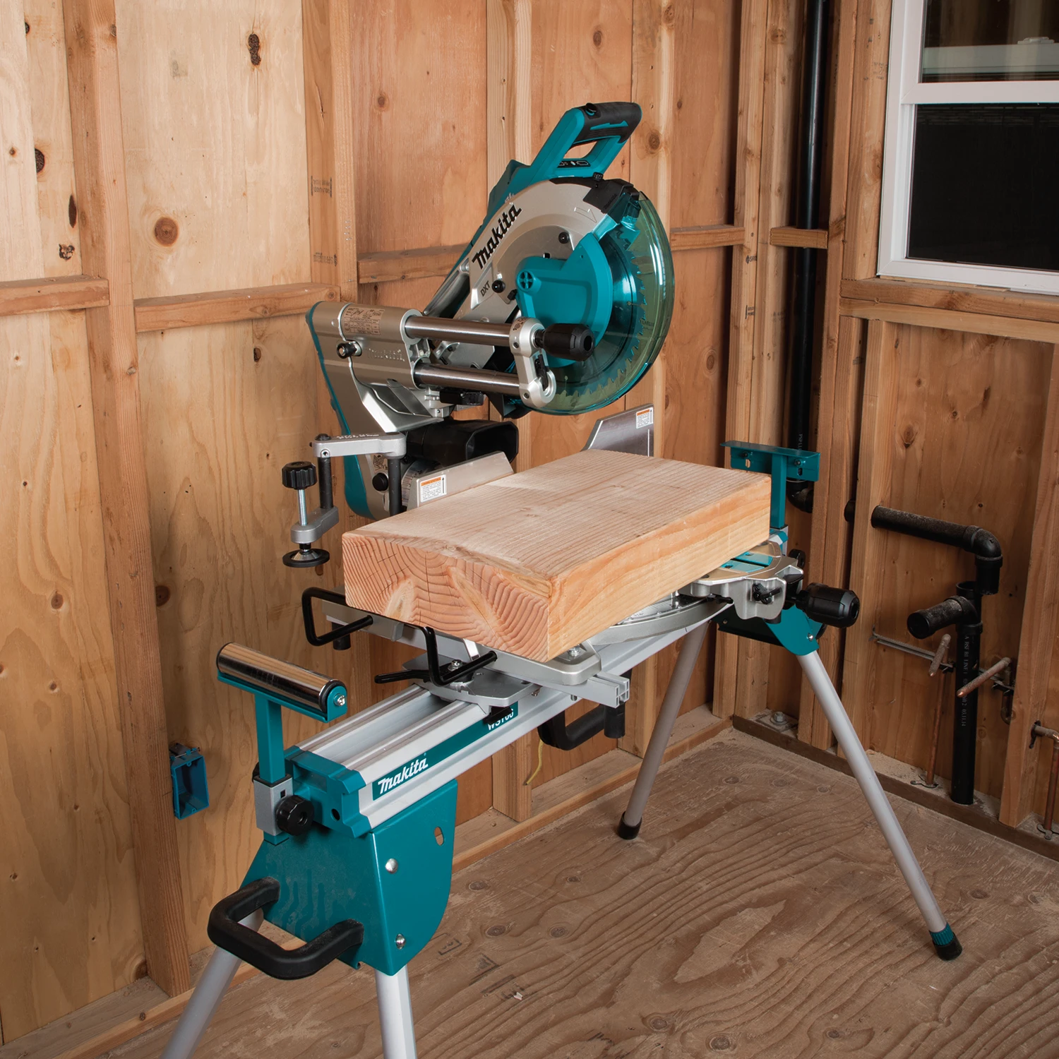 Makita XSL06Z 18V X2 (36V) LXT 10" Miter Saw (Tool Only) 5 Makita XSL06Z 18V X2 (36V) LXT 10" Miter Saw (Tool Only) - Image 3