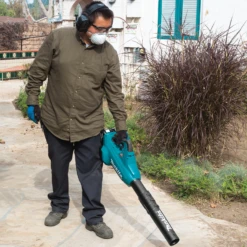 Makita XBU02PT1 18V X2 (36V) LXT Lithium‑Ion Brushless Cordless Blower Kit 9 Makita XBU02PT1 18V X2 (36V) LXT Lithium‑Ion Brushless Cordless Blower Kit -Power Pro Shop image 5b5ca682 9aca 4aa0 9aca a1d451dce13f