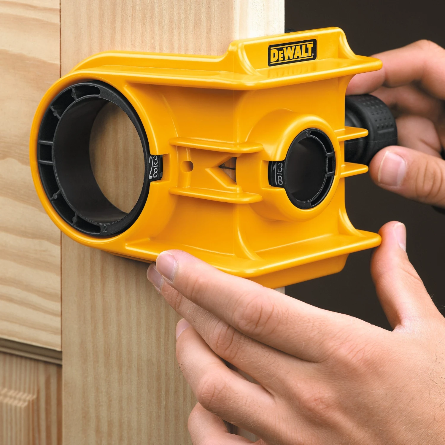 DeWalt D180004 Door Lock Installation Kit 5 DeWalt D180004 Door Lock Installation Kit - Image 3
