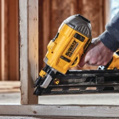 DeWalt DCN692M1 20V Max Cordless 30° Paper Collated Framing Nailer -Power Pro Shop image 6fa1c383 c594 4725 9d6e a45e873aa5ba