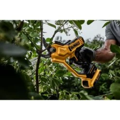 DeWalt DCPR320D1 20V Max 1-1/2" Cordless Pruner 11 DeWalt DCPR320D1 20V Max 1-1/2" Cordless Pruner -Power Pro Shop image 7a9bd35a 20db 4cd9 b32f 3ffa136a808e
