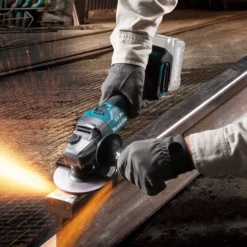 Makita GAG01Z 40V Max XGT 5" Angle Grinder (Tool Only) -Power Pro Shop image 87202496 0442 4ada bf0e fe232e6a11e2