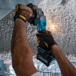 Makita GAG01M1 40V Max XGT 4-1/2" / 5" Angle Grinder Kit -Power Pro Shop image bfd288ab e22e 4c7b 931c e98251f586f7