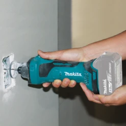 Makita XOC01Z 18V LXT Lithium‚ÄëIon Cordless Cut-Out Tool (Tool Only) 6 Makita XOC01Z 18V LXT Lithium‚ÄëIon Cordless Cut-Out Tool (Tool Only) -Power Pro Shop image cba6a168 8fe0 4f0a 9429 02ecc6b045b3