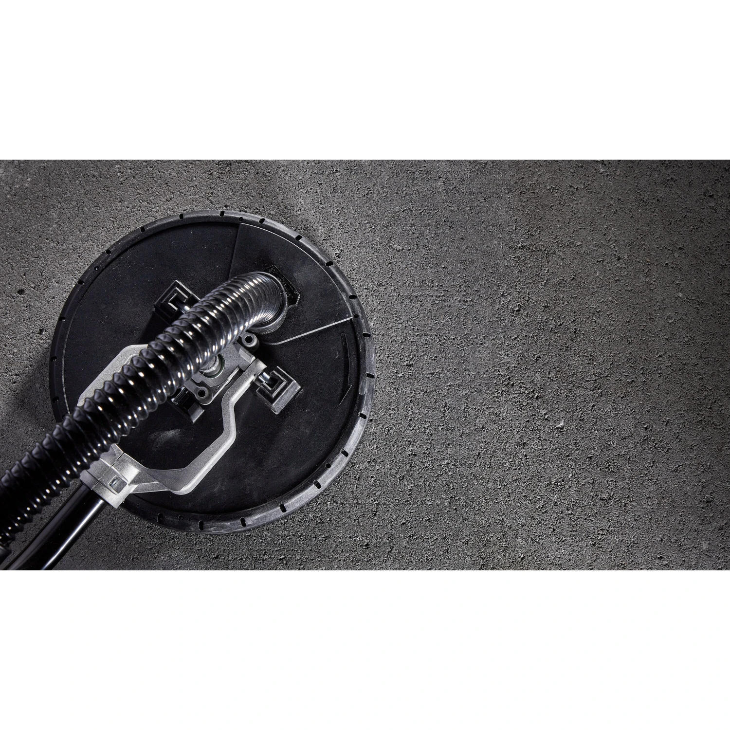 DeWalt DWE7800 4.7 Amp Electric Drywall Sander 6 DeWalt DWE7800 4.7 Amp Electric Drywall Sander - Image 4